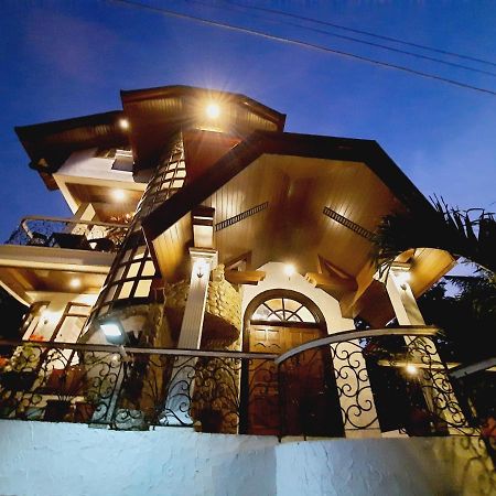 El Castillo Bed And Breakfast Angono ภายนอก รูปภาพ