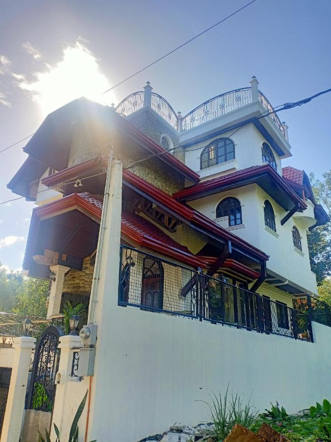 El Castillo Bed And Breakfast Angono ภายนอก รูปภาพ