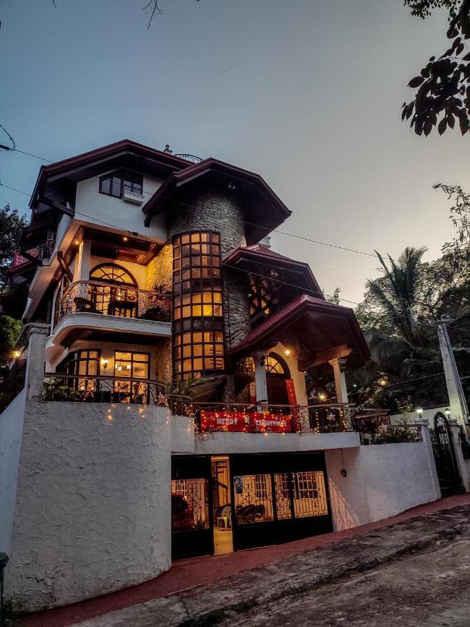 El Castillo Bed And Breakfast Angono ภายนอก รูปภาพ
