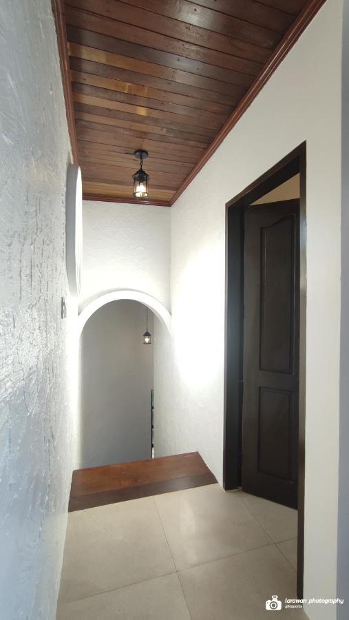 El Castillo Bed And Breakfast Angono ภายนอก รูปภาพ