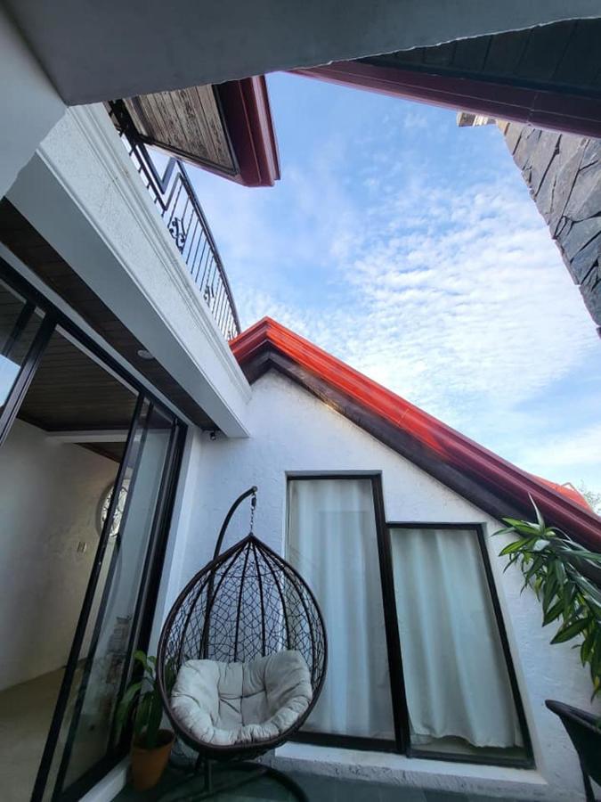 El Castillo Bed And Breakfast Angono ภายนอก รูปภาพ
